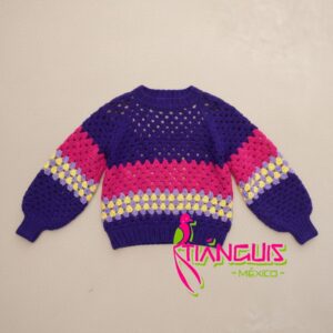 Cardigan a crochet color morado con fucsia